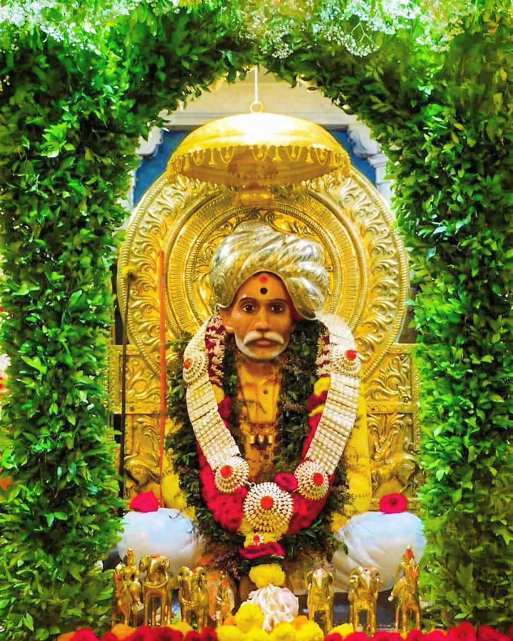 Balumama Photo - Golden Statue