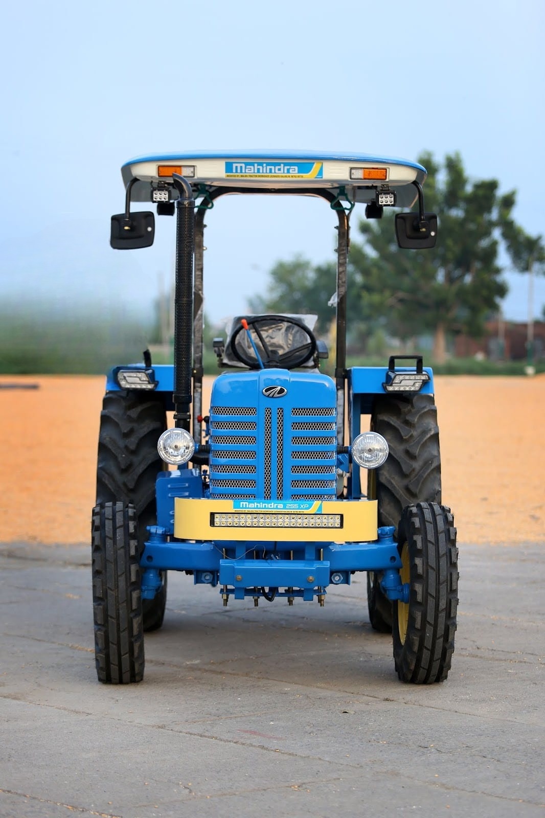 Modified Tractor - Mahindra tractor