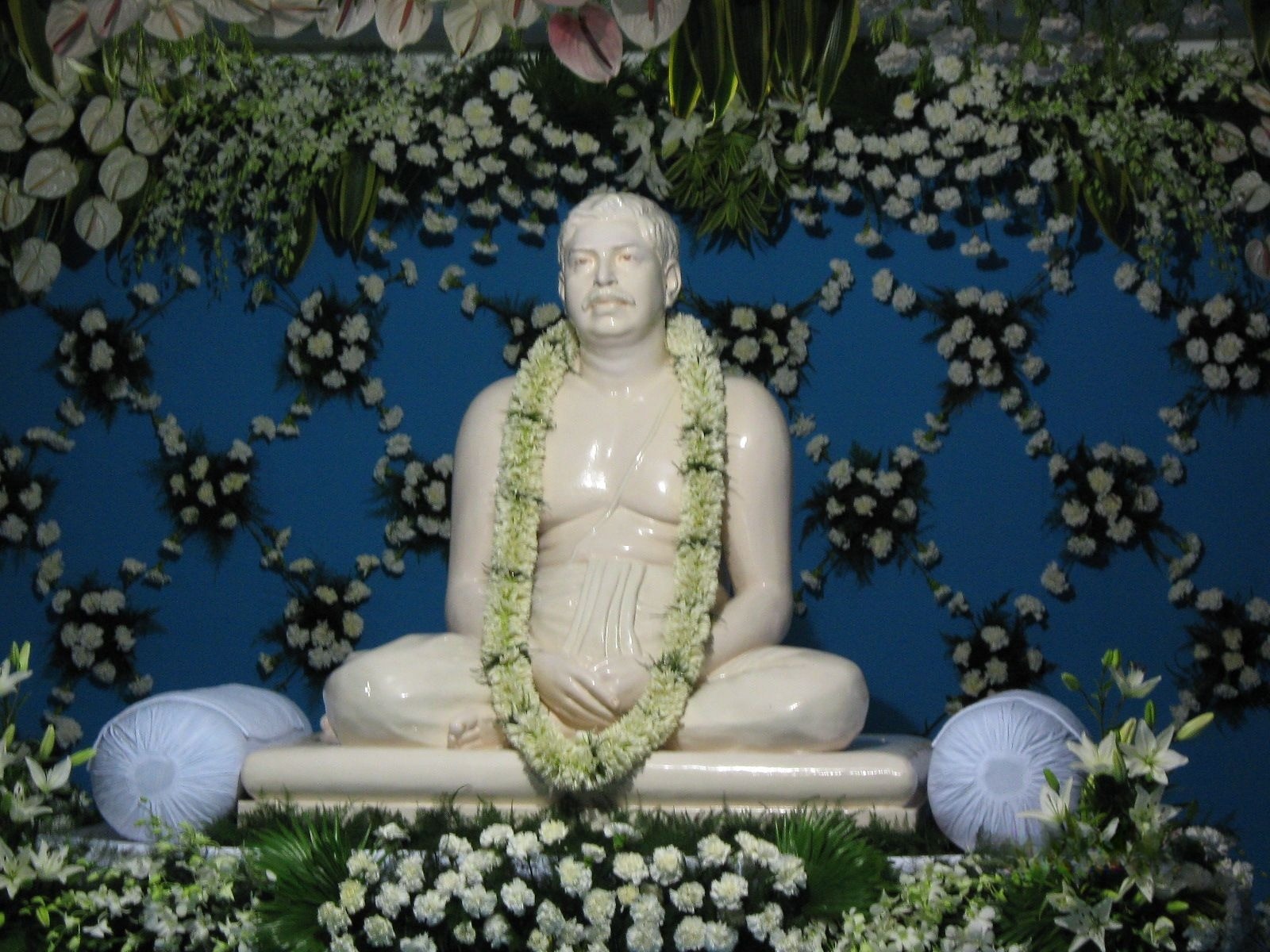 Anukul Thakur - White Statue
