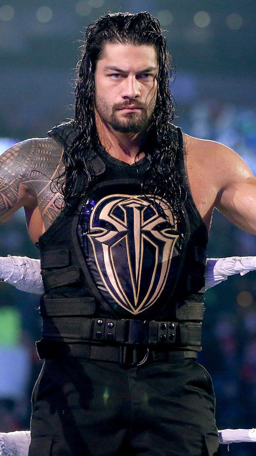 Wrestler WWE Roman Reigns
