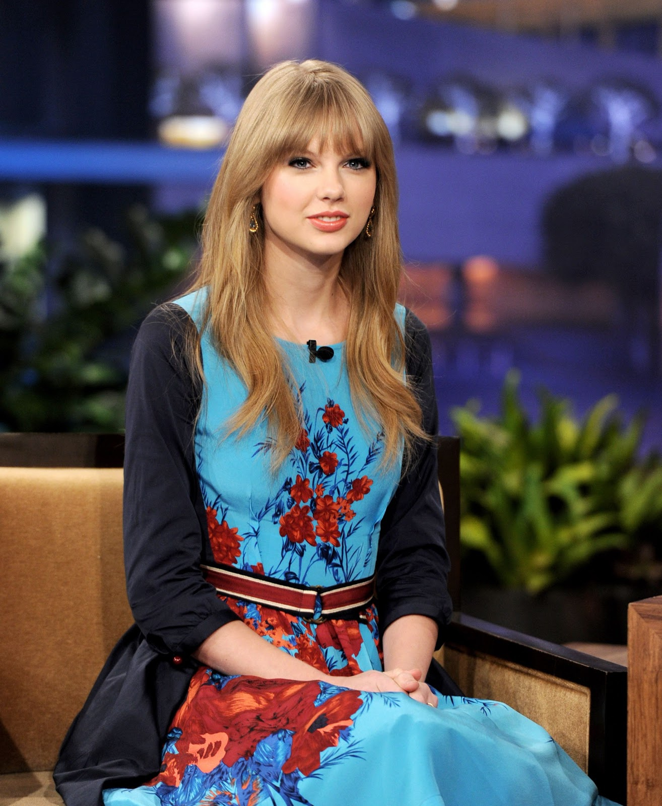 Taylor Swift | Charming Heroine