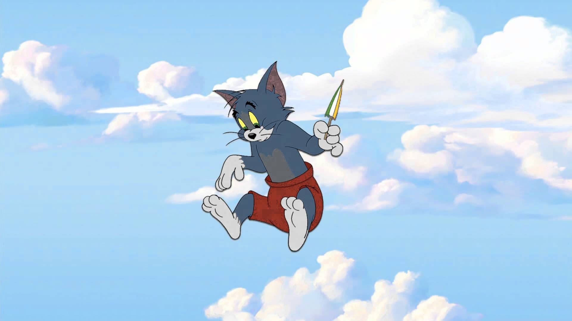 Tom And Jerry - Clouds Background