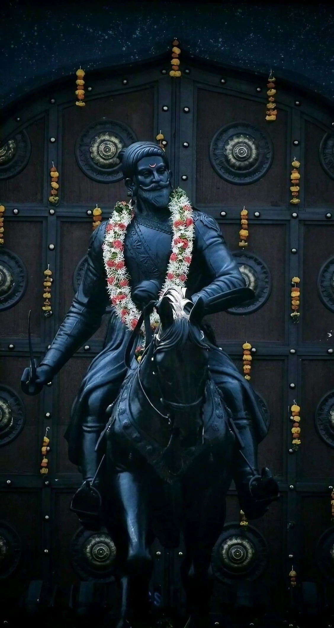 Shivaji Maharaj Yanchi - Black Statue