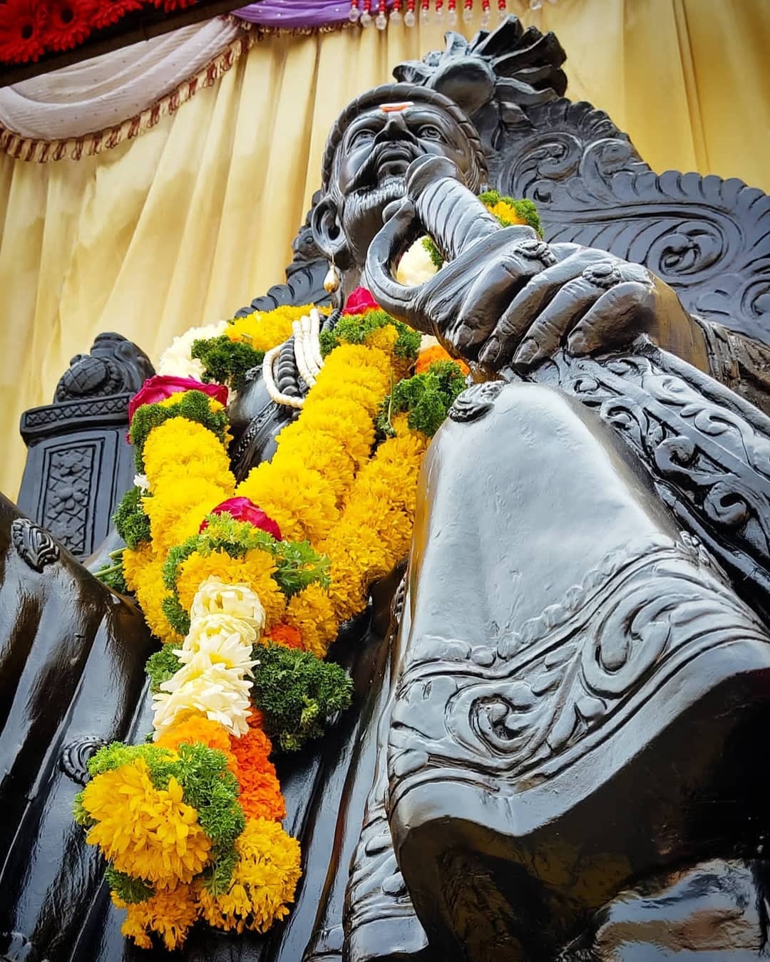 Shivaji Maharaj Ansa - Black Statue