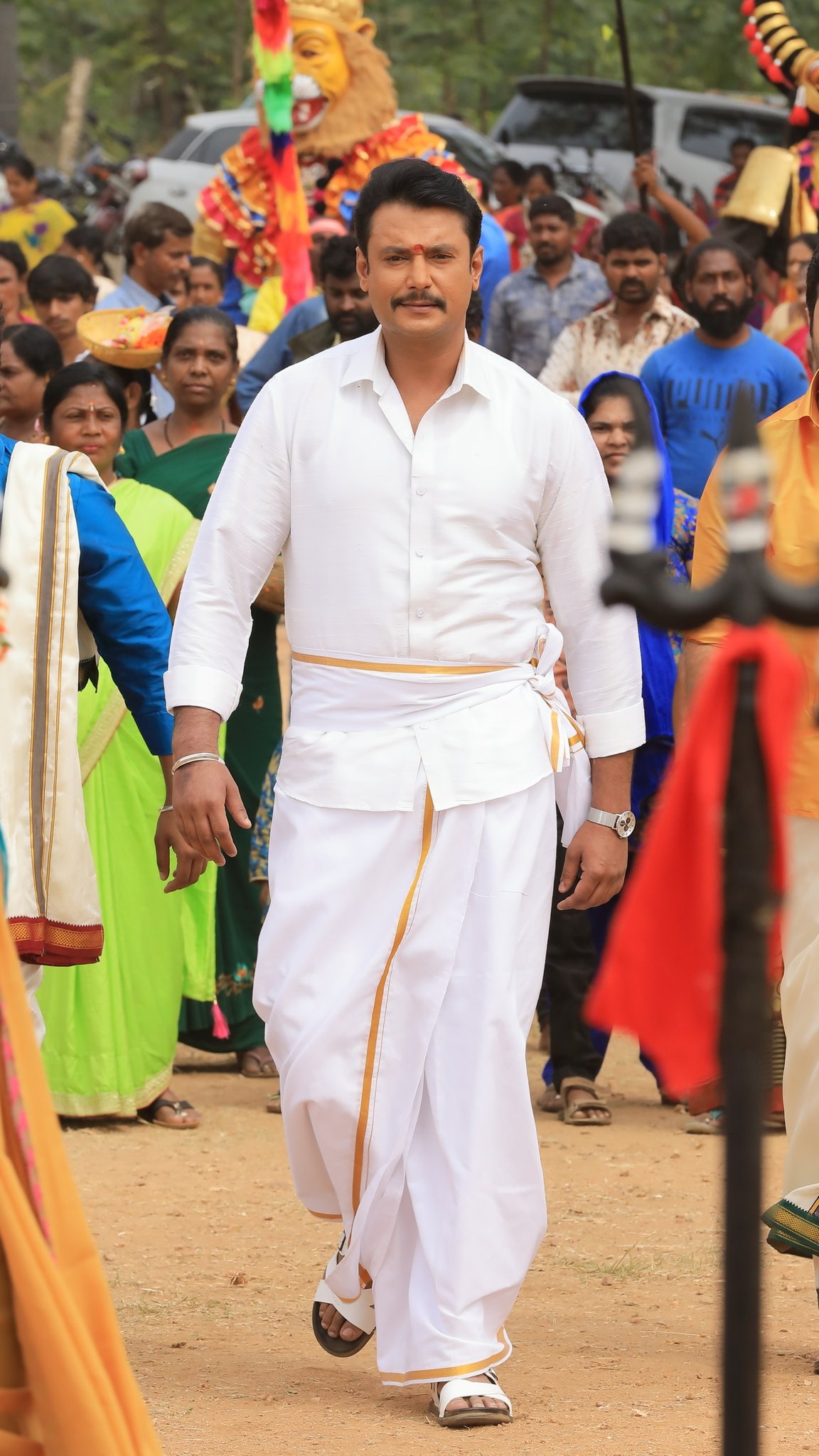 D Boss Walking In White Lungi