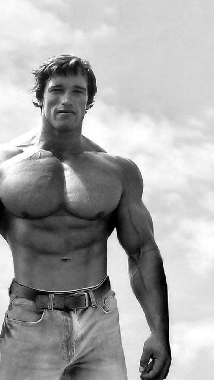 Black and white Arnold Schwarzenegger