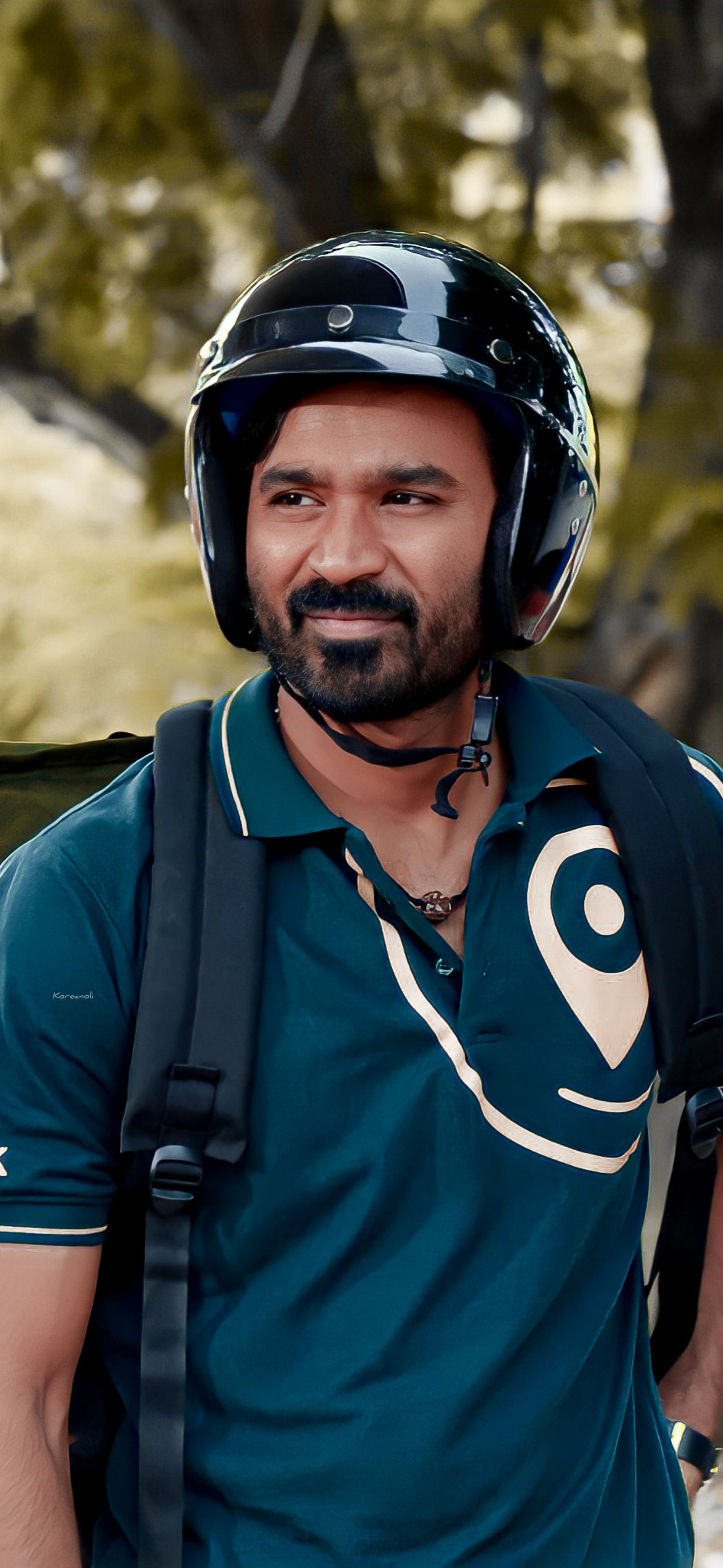 Dhanush Photo Wearing Helmet in Thiruchitrambalam Movie